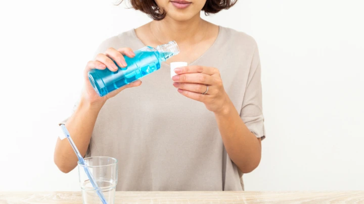 Efektivitas Obat Kumur Hidrogen Peroksida