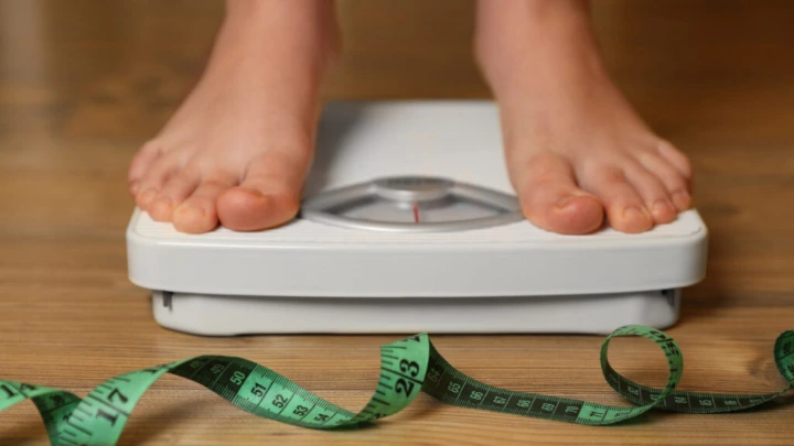 Obesitas Faktor Risiko Peri-implantitis