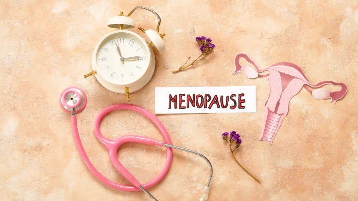 Hubungan Kesehatan Mulut dengan Menopause
